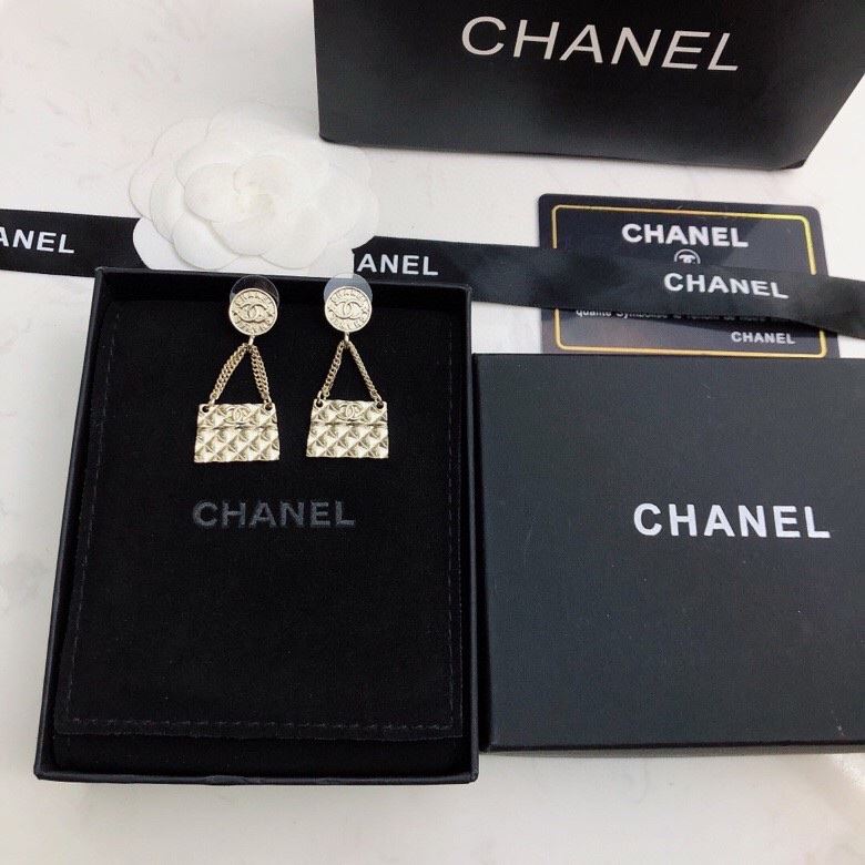 Ch**el earrings